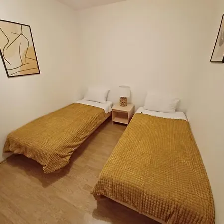 Lovely Piantade Guest house Vrvari