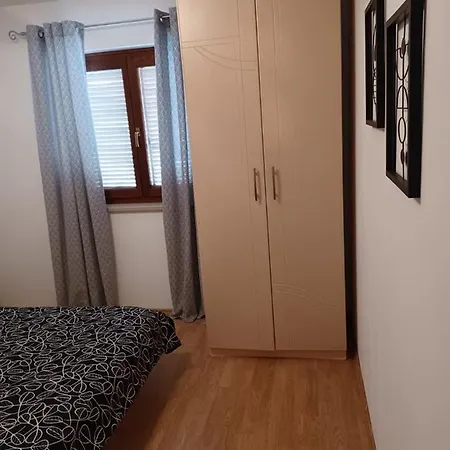 Lovely Piantade 4* Vrvari